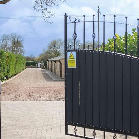 Aintree Cottage سيرنسيستر المظهر الخارجي الصورة