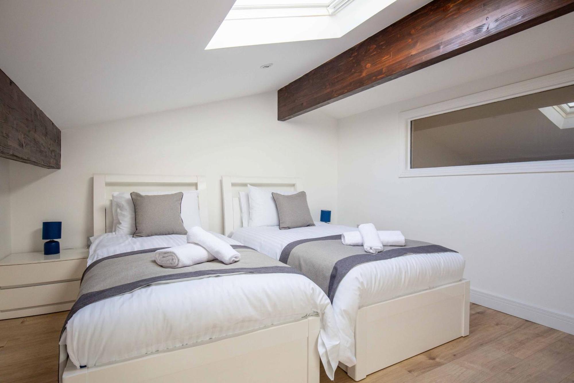Aintree Cottage سيرنسيستر المظهر الخارجي الصورة