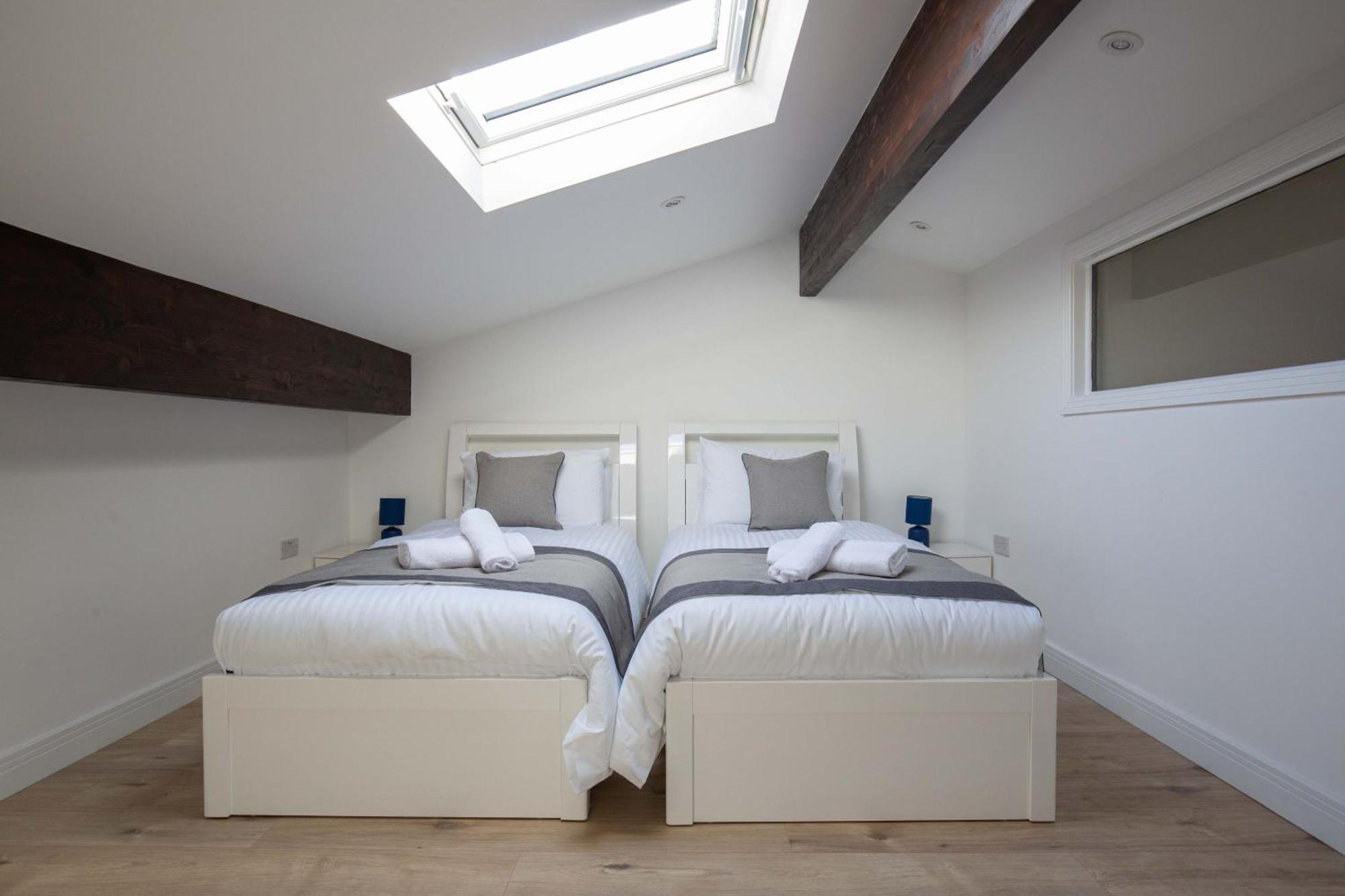 Aintree Cottage سيرنسيستر المظهر الخارجي الصورة