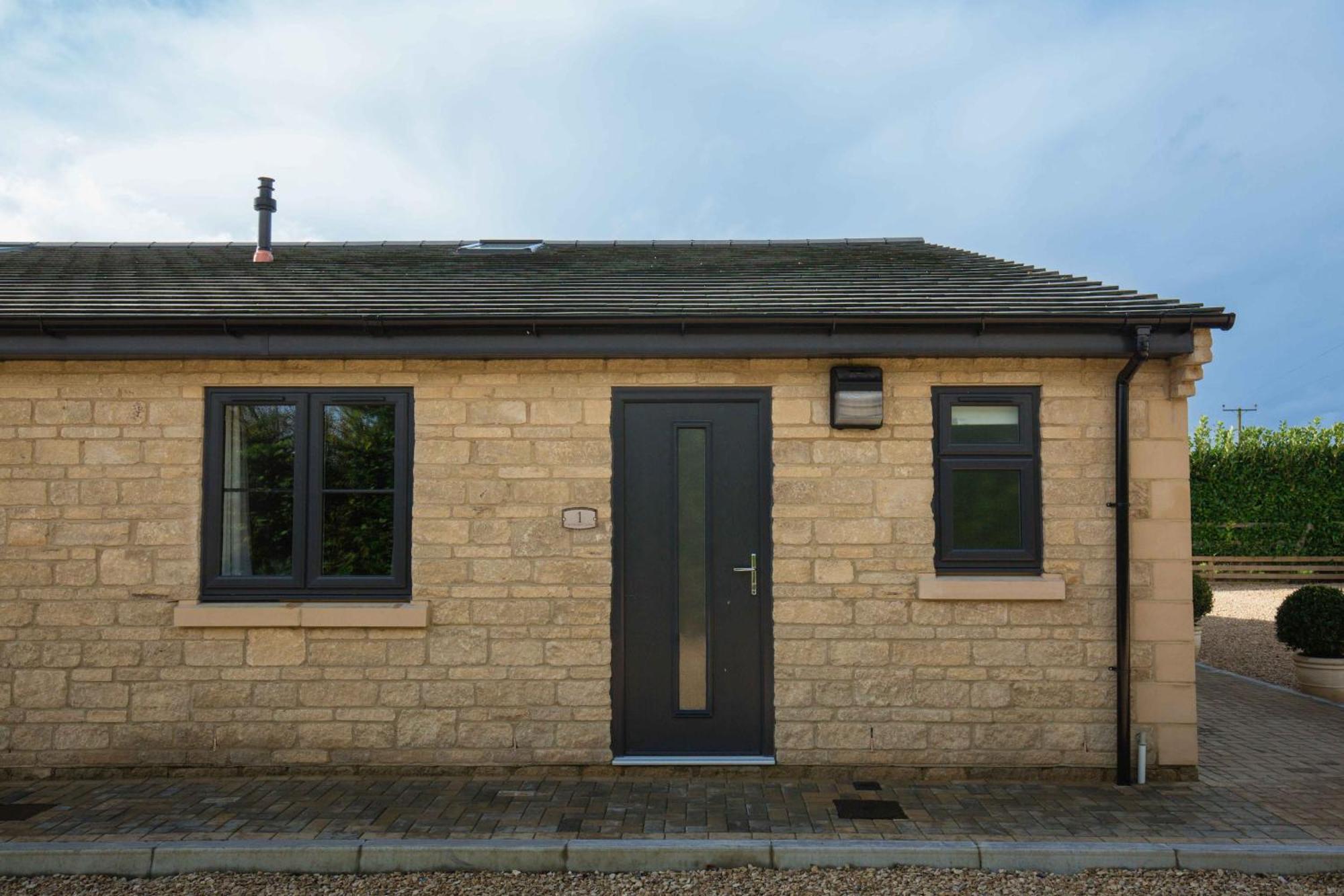 Aintree Cottage سيرنسيستر المظهر الخارجي الصورة