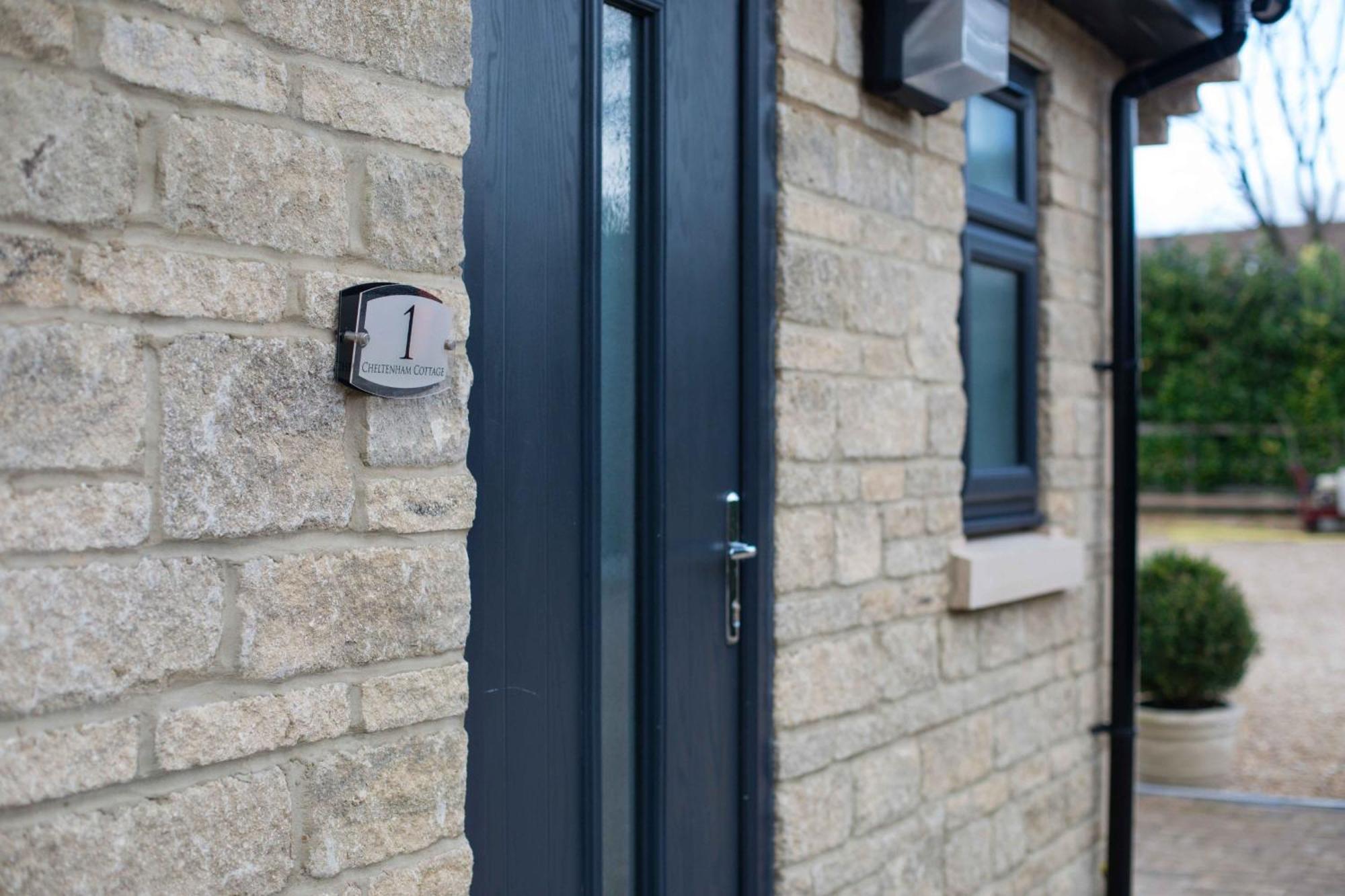 Aintree Cottage سيرنسيستر المظهر الخارجي الصورة